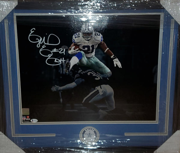 Dallas Cowboys Framed Ezekiel Elliott Autographed 16x20 Photo (BAS)