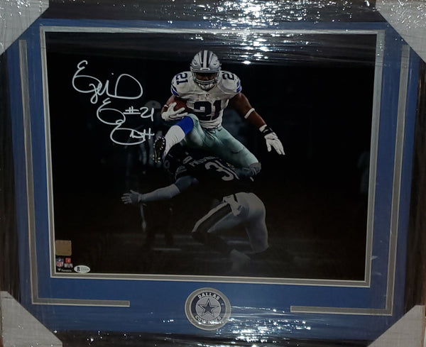 Dallas Cowboys Framed Ezekiel Elliott Autographed 16x20 Photo (BAS)