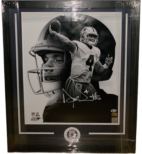 Dallas Cowboys Dak Prescott Framed Autographed 16x20 (BAS)