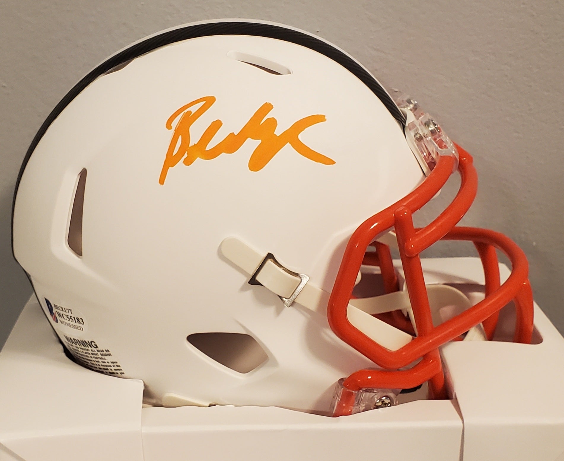 Cleveland Browns Baker Mayfield Autographed White Matte Speed Mini Helmet (BAS)