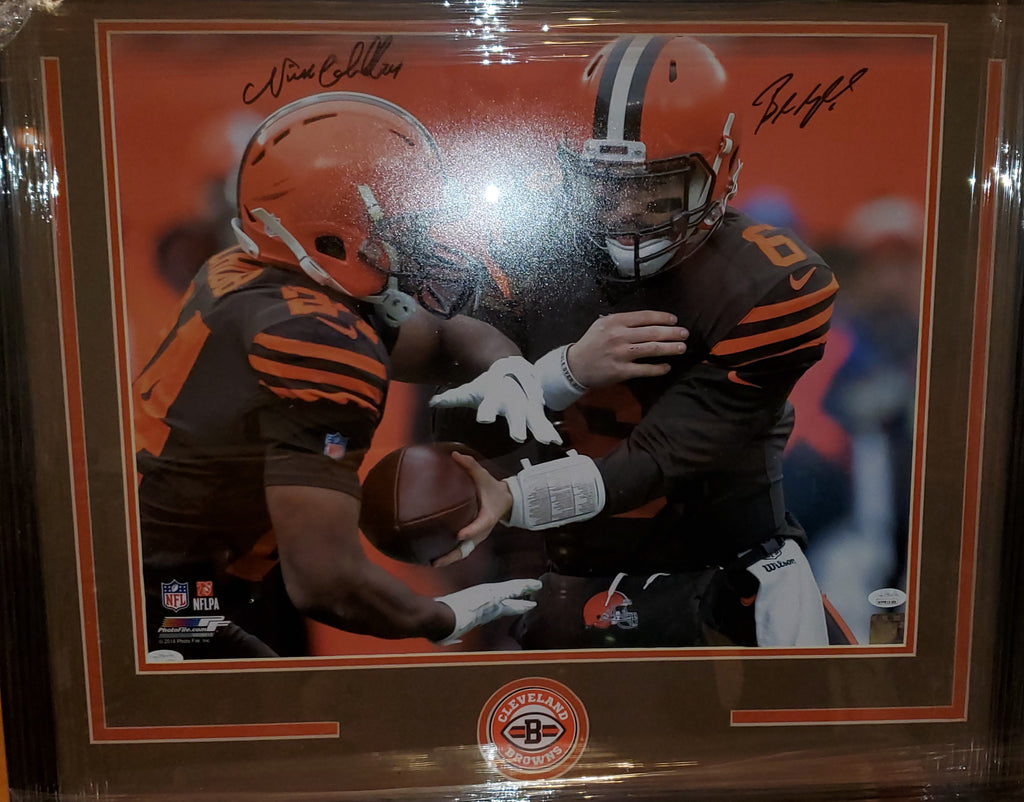 FRAMED CLEVELAND BROWNS NICK CHUBB AUTOGRAPHED SIGNED JERSEY JSA