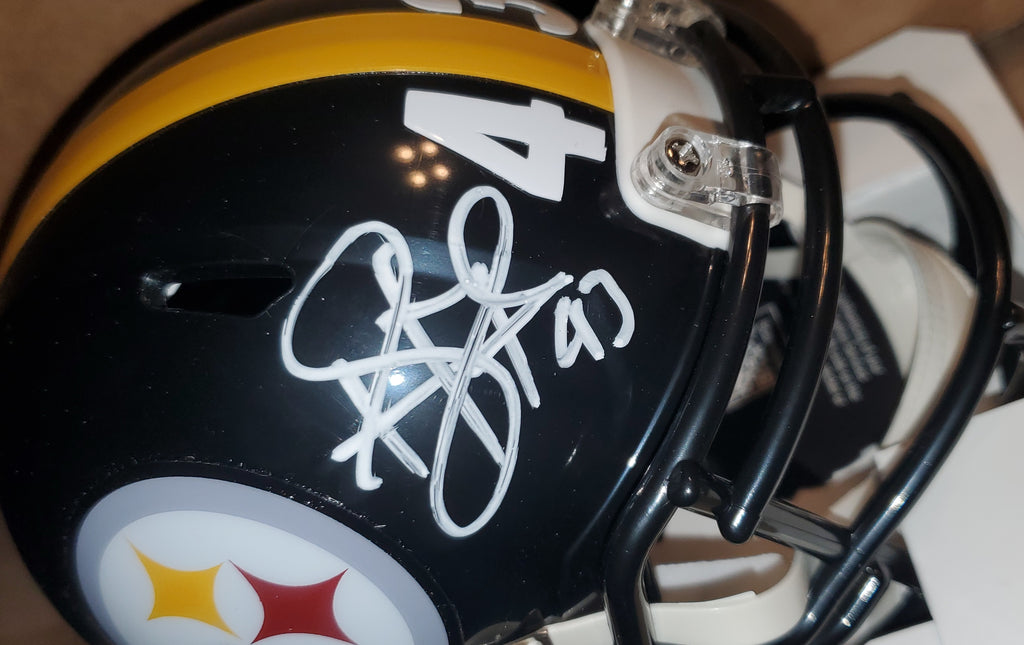 Pittsburgh Steelers T.J. Watt Autographed Flash Speed Mini Helmet (BAS –  Muncy's Memorabilia