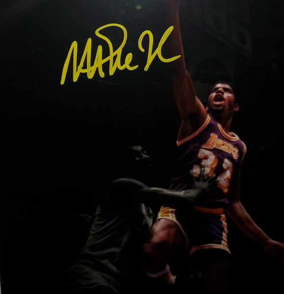 Los Angeles Lakers Framed Magic Earvin Johnson Autographed 11x14 Photo with Suede (Fanatics)